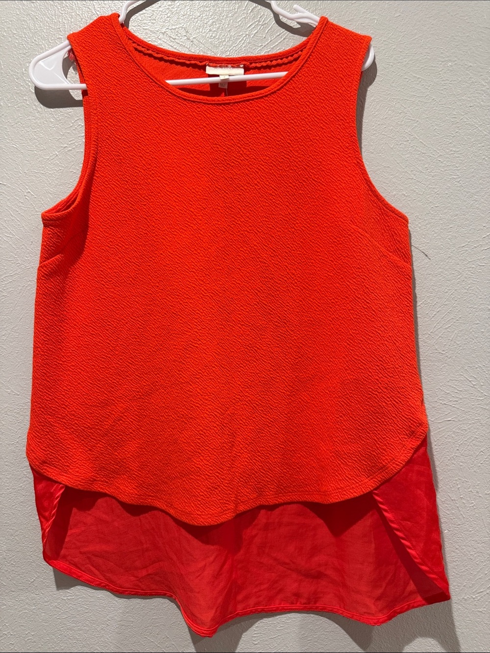 Deletta Bright Orange Layered Tank Top. PTP 18”. Length 22”(front), 28”(back)